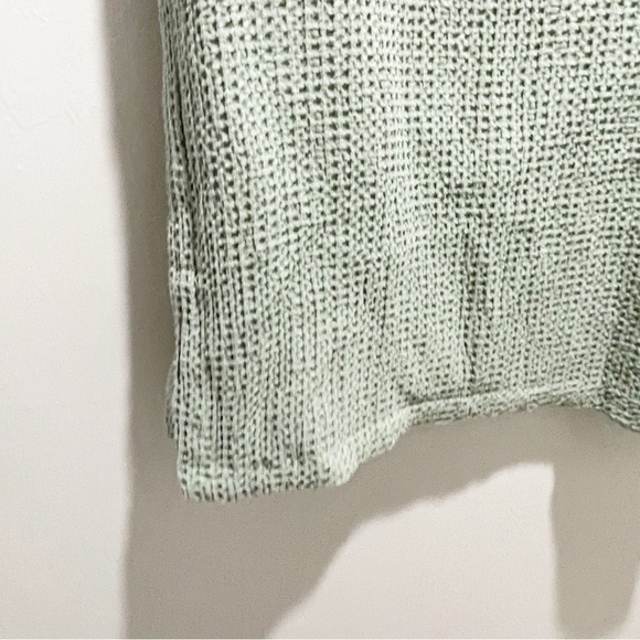 THRESHOLD TARGET Set Of 2 Green Honeycomb Texture Standard Pillow Shams 22”X28” - Picture 4 of 5